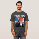 Trump für 2024. T-Shirt (Vorne ganz)