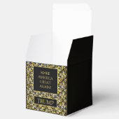 TRUMP GESCHENKSCHACHTEL (Geöffnet)