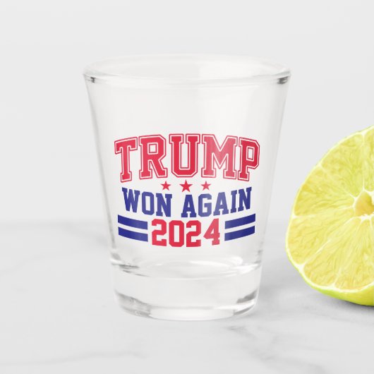 Trump gewann wieder 2024 schnapsglas (Vorderseite)