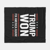 Trump gewinnt MAGA Trump-Gewinner 2024 - Amerika w Fleecedecke (Vorderseite (Horizontal))