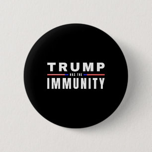 Trump hat das Maga-T-Shirt des Jahres der Immunitä Button