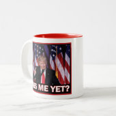 Trump hat mich noch verfehlt zweifarbige tasse (Vorderseite Links)
