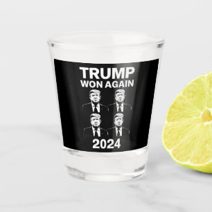 Trump hat wieder die Wahl 2024 Inaugurationstag 47 Schnapsglas