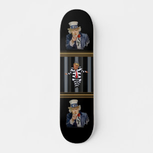 Trump im Gefängnis als Skateboard