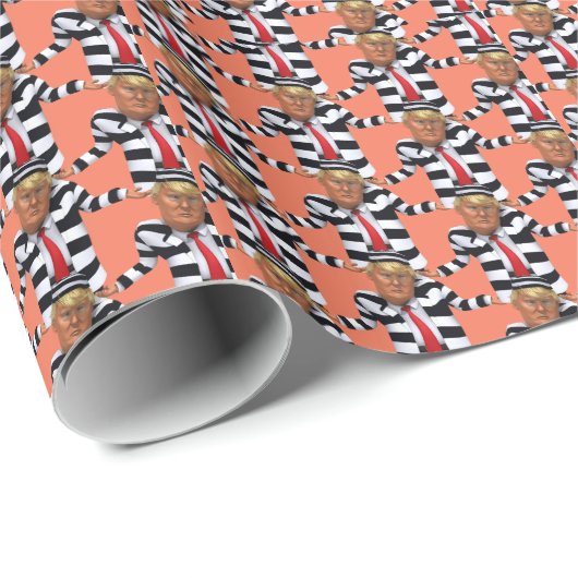 Trump in Prison Wear Wrapping Paper Geschenkpapier (Rolleneckpunkt)