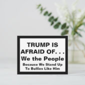 Trump ist ängstlich, weil wir uns Bullen stellen Postkarte (Stehend Vorderseite)