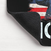 Trump kämpft gegen Trump-Signale der Amerikaner Mousepad (Ecke)