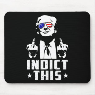Trump klagt diese politische Verhaftung für Republ Mousepad