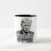 Trump mit zwei Tasse (Mittel)