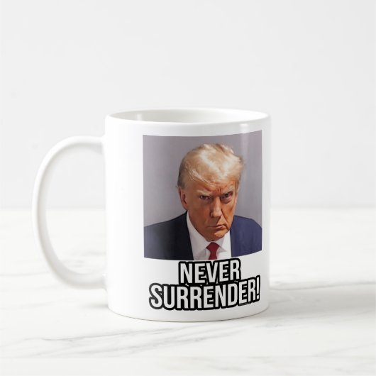 Trump Mugshot 2024 Donald Trump hat sich nie ergeb Kaffeetasse (Links)