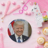 Trump Patriotic 🚗 USA Er ist mein Präsident Pappteller (Party)