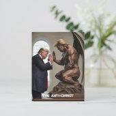 Trump Prays in einer Kirche Der Antichrist Postkarte (Stehend Vorderseite)
