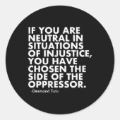 Trump Protest Runder Aufkleber (Vorderseite)