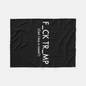 Trump Protest T Shirt Fleecedecke (Vorderseite (Horizontal))