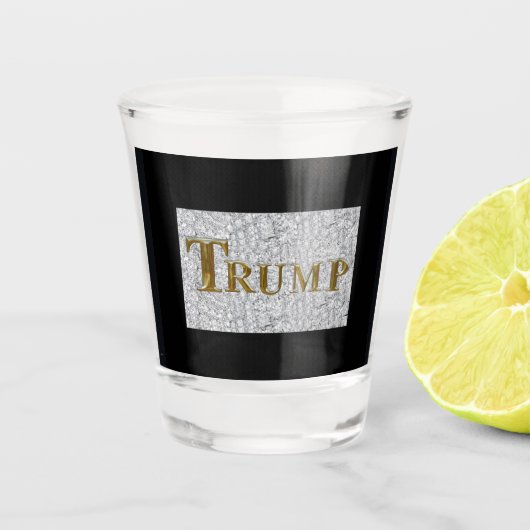 TRUMP SCHNAPSGLAS (Vorderseite)
