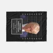 Trump Tasse Shot Präsident Donald J Trump Mugshot  Fleecedecke (Vorderseite (Horizontal))