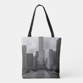 Trump Tower Chicago River Grayscale Tasche (Rückseite)