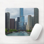 Trump Tower Chicago River Mousepad (Mit Mouse)