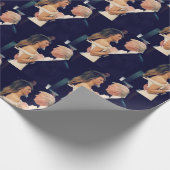 Trump und Melania Dancing - Trump 2020 Geschenkpapier (Ecke)
