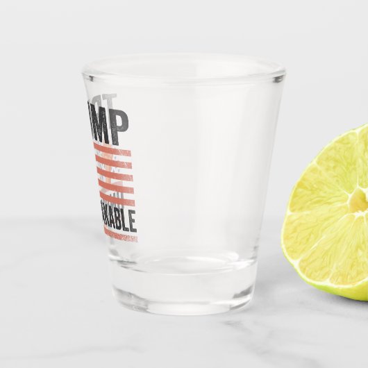 Trump: Unzerbrechliche US-Fahne des Präsidenten Tr Schnapsglas (Rechts)