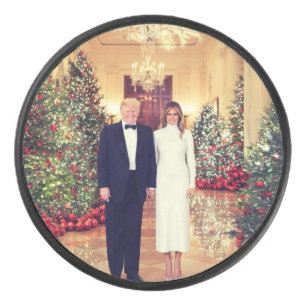 Trump US-Präsident White House Weihnachten Eishockey Puck