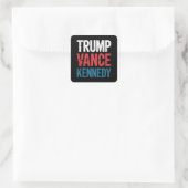Trump Vance Kennedy 2024 Wahl Quadratischer Aufkleber (Tasche)