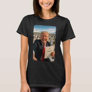Trump verhängt Zoll auf Pinguin Ironische Politik T-Shirt