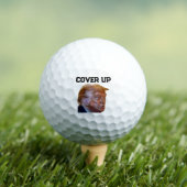 Trump-Vertuschung-Golfbälle Golfball (Insitu T-Shirt)