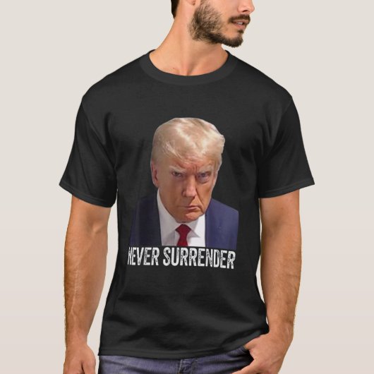 Trump verzichtet nie auf Tasse und schüttelt den f T-Shirt (Vorderseite)