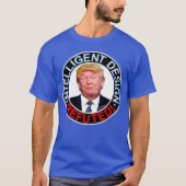 Trump widerlegt Intelligenz— T-Shirt (Vorderseite)