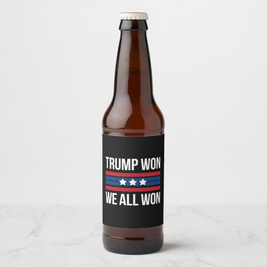 Trump Won We All Won 2024 USA Flag Trump Won Bierflaschenetikett (Vorderseite)