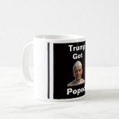 Trump wurde auf Kaffeetasse bespritzt (Vorderseite Links)