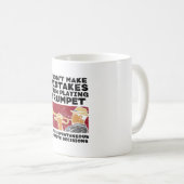 Trumpet - Ein Trumpet spielen Kaffeetasse (VorderseiteRechts)