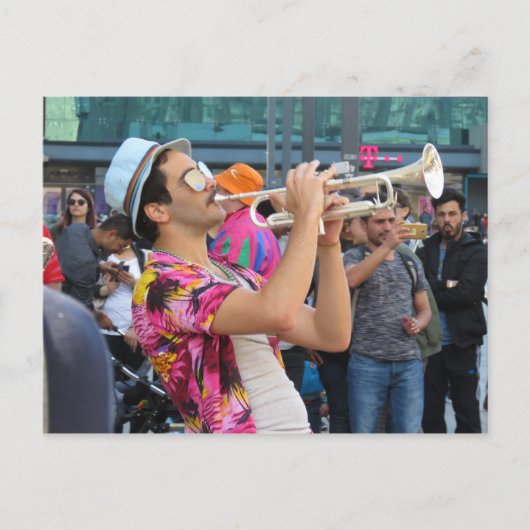 Trumpet Player, Berlin, Deutschland Postkarte (Vorderseite)