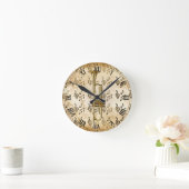 Trumpet Time_ Runde Wanduhr (Zuhause)