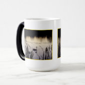 Trumpeter Swans in der Dusk Morphing Tasse (Vorderseite Links)