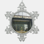 Trumpf-Turm Schneeflocken Zinn-Ornament (Vorderseite)