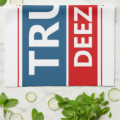 Trumpin Deez Nüsse! Geschirrtuch (Gefaltet)