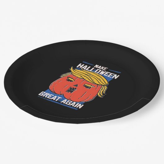 Trumpkin Halloween Great Again Pumpkin Pappteller (Schrägansicht)