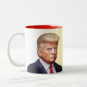 Trumps unoffizielle Tasse mit Don't Tread auf mich (Links)