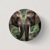 "Trunk to Trunk: Eine sanfte ElefantenEmbrace" Button (Vorderseite)