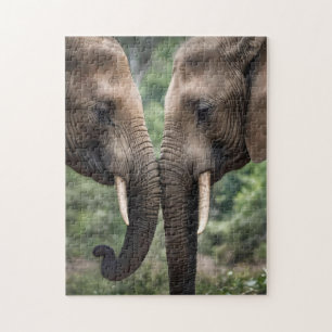 "Trunk to Trunk: Eine sanfte ElefantenEmbrace" Puzzle