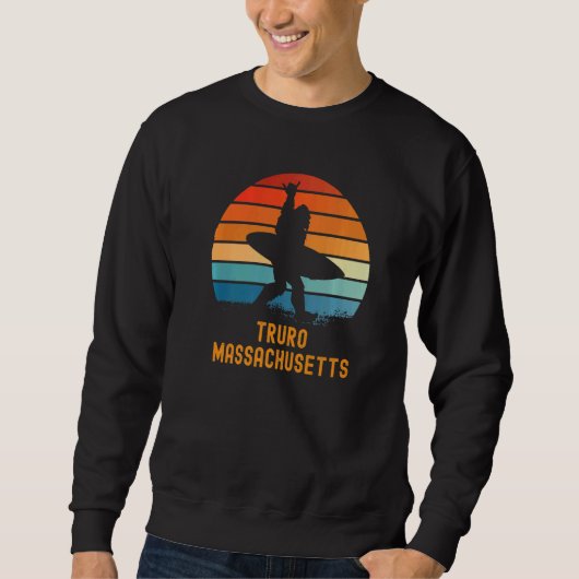 Truro Massachusetts Sasquatch Souvenir Sweatshirt (Vorderseite)