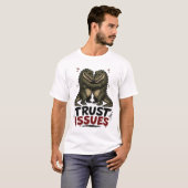 Trust Issues Grumpy Crocodile Illustration T-Shirt (Vorne ganz)