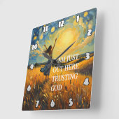Trusting God in a Golden Field Artwork Quadratische Wanduhr (Winkel)