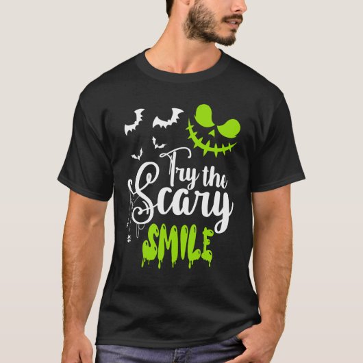 Try The Scary Smile Pumpkin Jack O Lantern Face T-Shirt (Vorderseite)