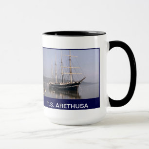 TS Arethusa festgemacht im Medway Tasse