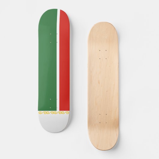 Tschetschenische Flagge Skateboard (Vorderseite)