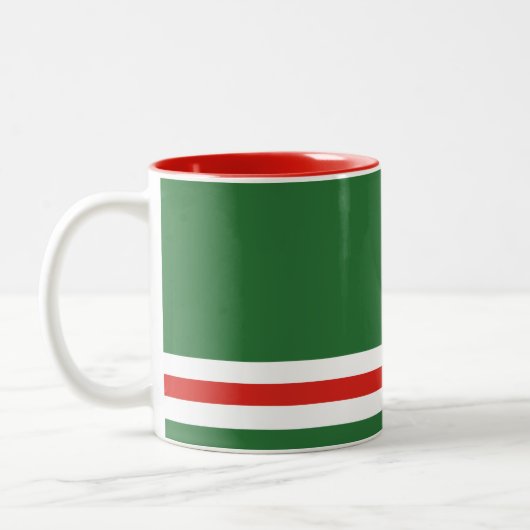 Tschetschenische Flagge Zweifarbige Tasse (Links)