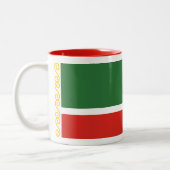 Tschetschenische Flagge Zweifarbige Tasse (Links)